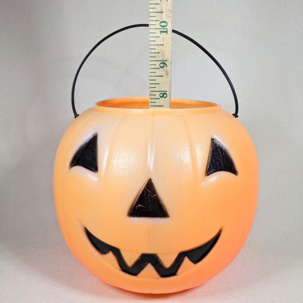 Vtg. General Foam Plastics Blow Mold Candy Bucket Orange Halloween Pumpkin USA C